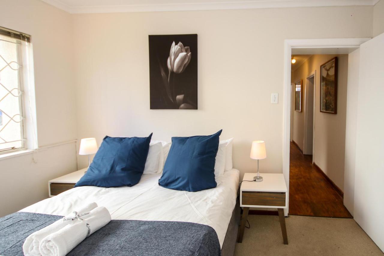 Holiday Home In Sea Point, Fresnaye 케이프타운 외부 사진