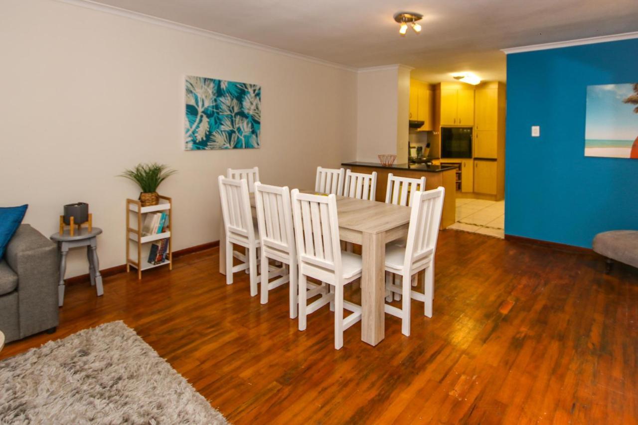 Holiday Home In Sea Point, Fresnaye 케이프타운 외부 사진