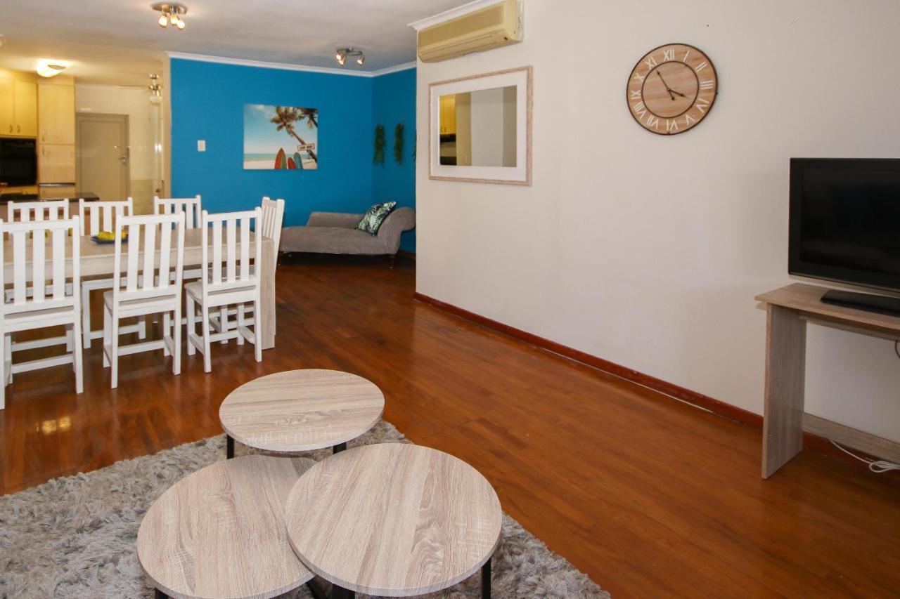 Holiday Home In Sea Point, Fresnaye 케이프타운 외부 사진