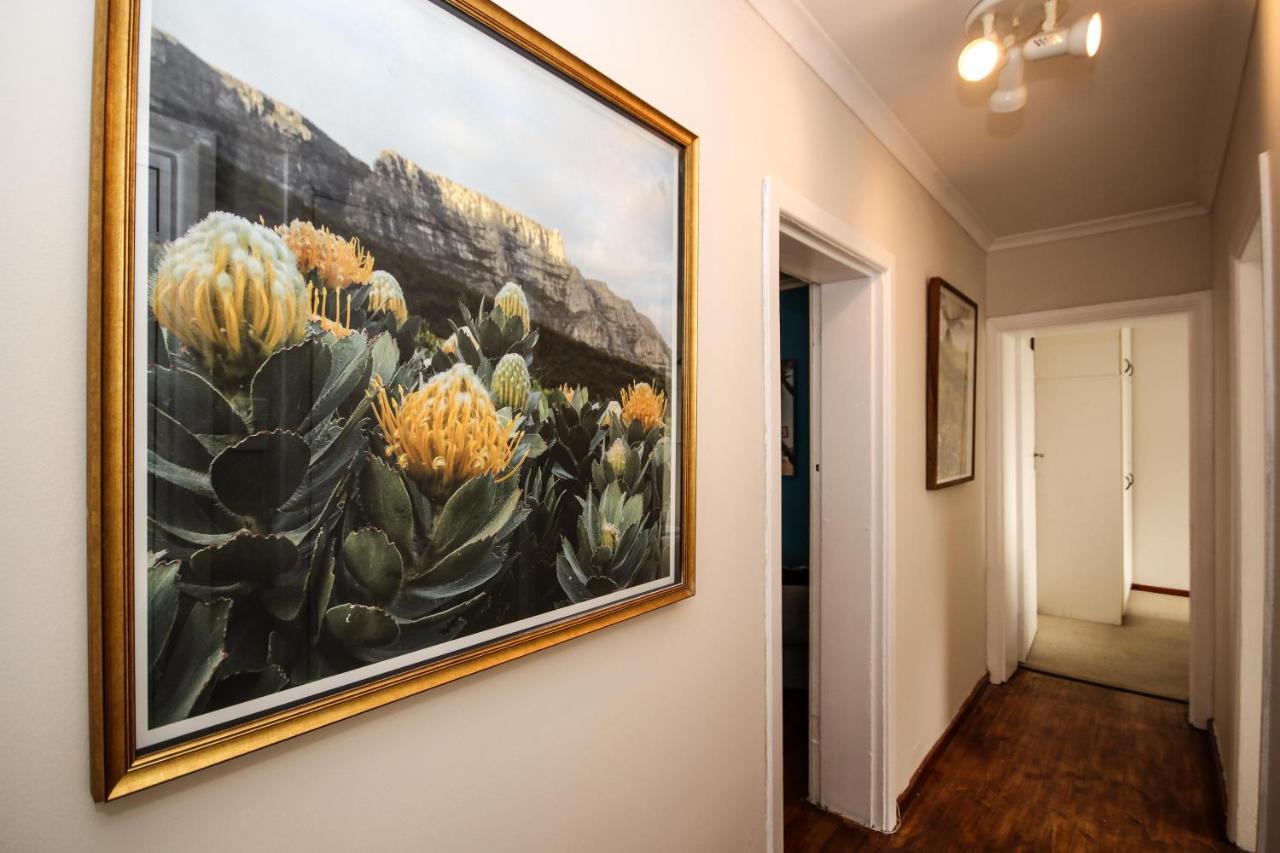 Holiday Home In Sea Point, Fresnaye 케이프타운 외부 사진